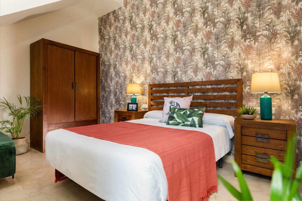 Monkeys Apartments Luxury Penthouse Pureza & Chill Out เซบีญา ภายนอก รูปภาพ