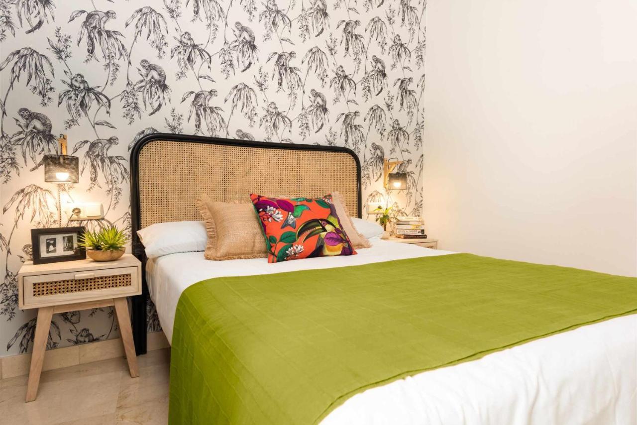 Monkeys Apartments Luxury Penthouse Pureza & Chill Out เซบีญา ภายนอก รูปภาพ